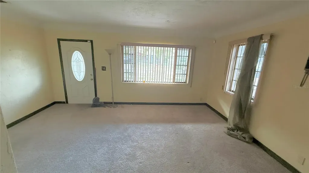2055 29th Street S St Petersburg FL 33712