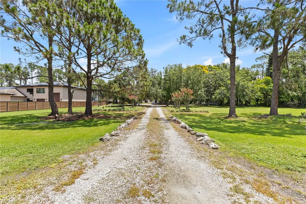 10355 Trout Road Orlando FL 32836
