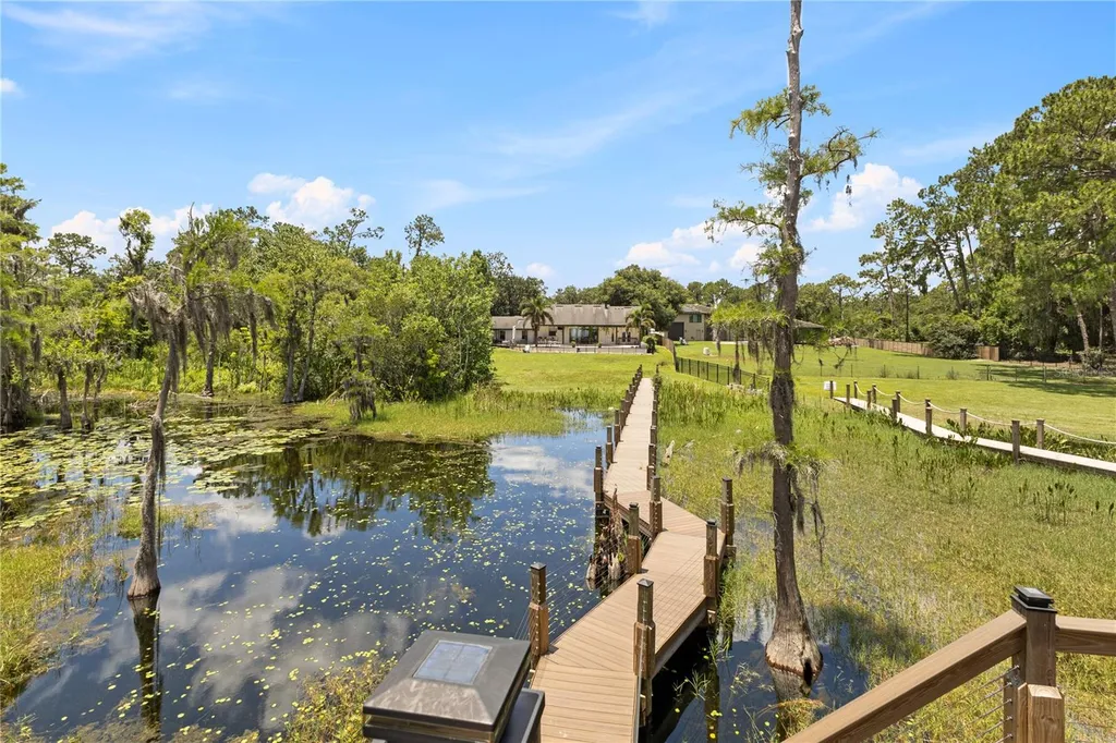 10355 Trout Road Orlando FL 32836