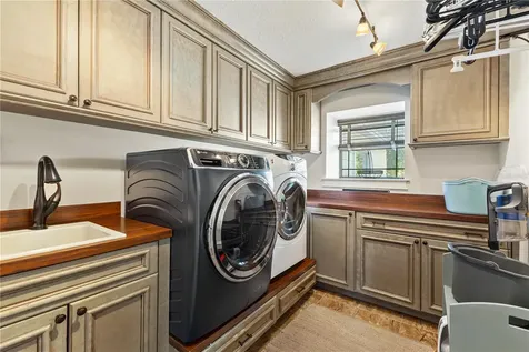 10355 Trout Road Orlando FL 32836