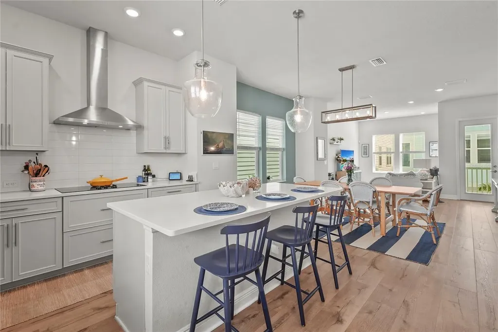 2505 Boone Court Sarasota FL 34237