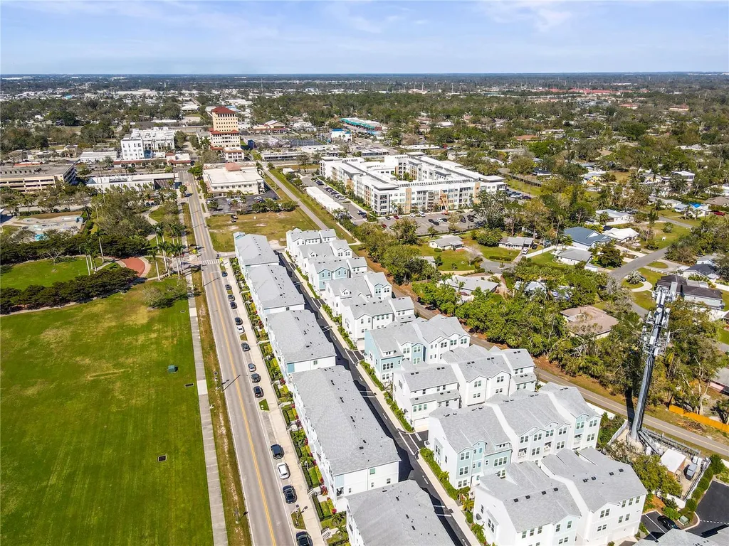 2505 Boone Court Sarasota FL 34237