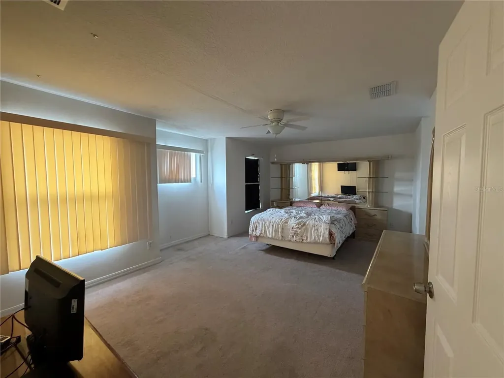 456 Waterford Way Kissimmee FL 34746