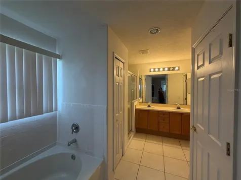 456 Waterford Way Kissimmee FL 34746