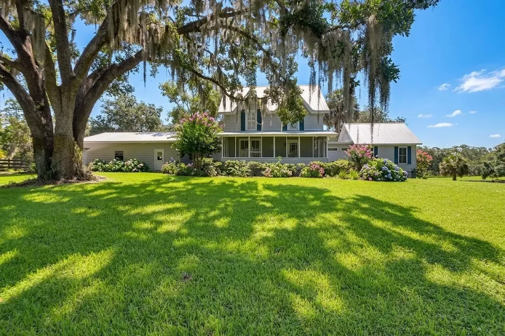 900 E Kicklighter (5 +- Acres) Road Lake Helen FL 32744