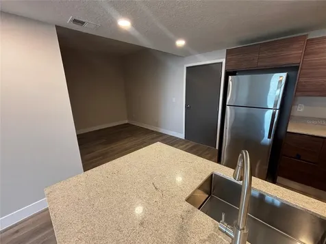 4424 S Texas Avenue Orlando FL 32839