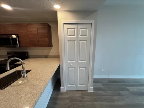 4424 S Texas Avenue Orlando FL 32839
