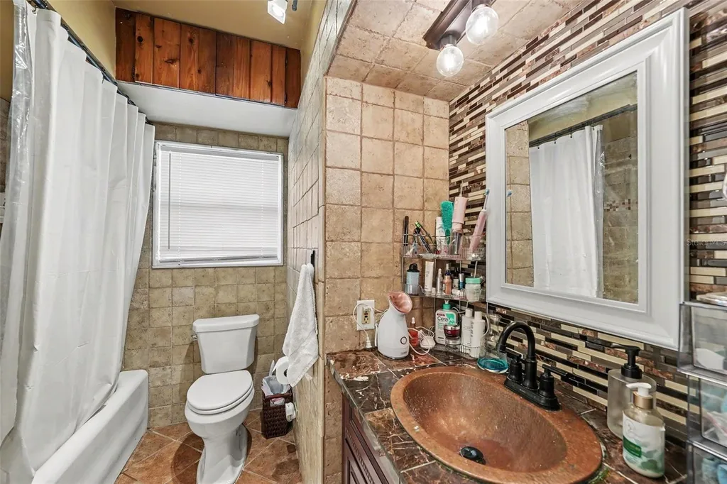 9907 Maggie Street Gibsonton FL 33534