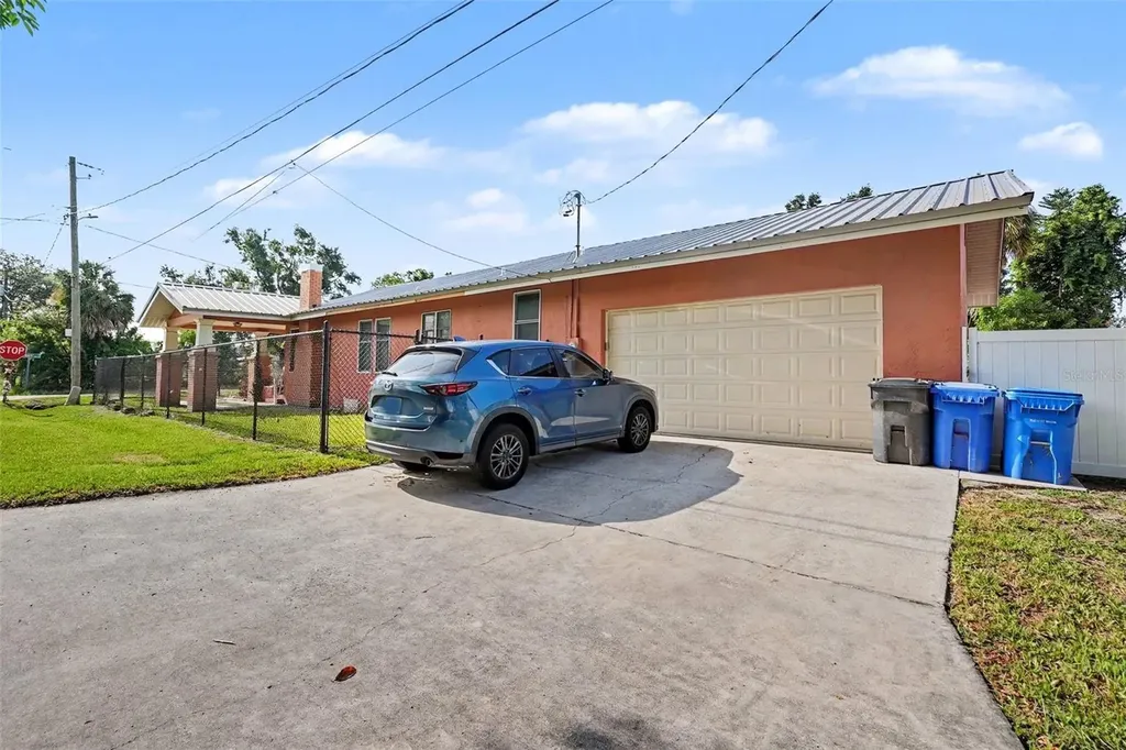 9907 Maggie Street Gibsonton FL 33534