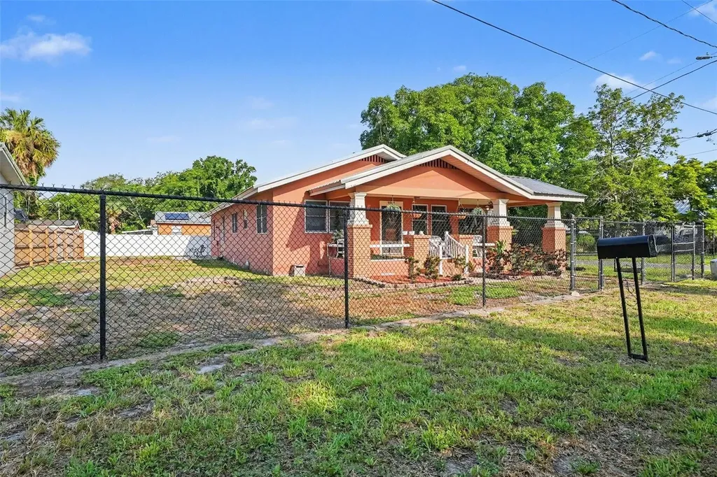 9907 Maggie Street Gibsonton FL 33534
