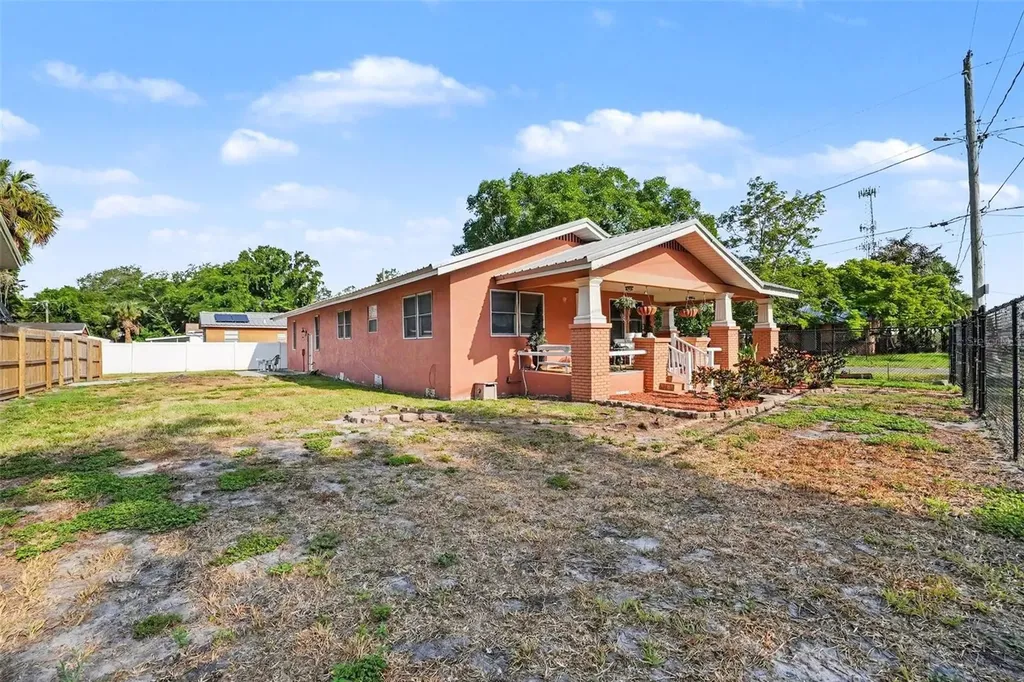 9907 Maggie Street Gibsonton FL 33534
