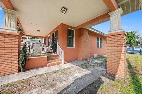 9907 Maggie Street Gibsonton FL 33534