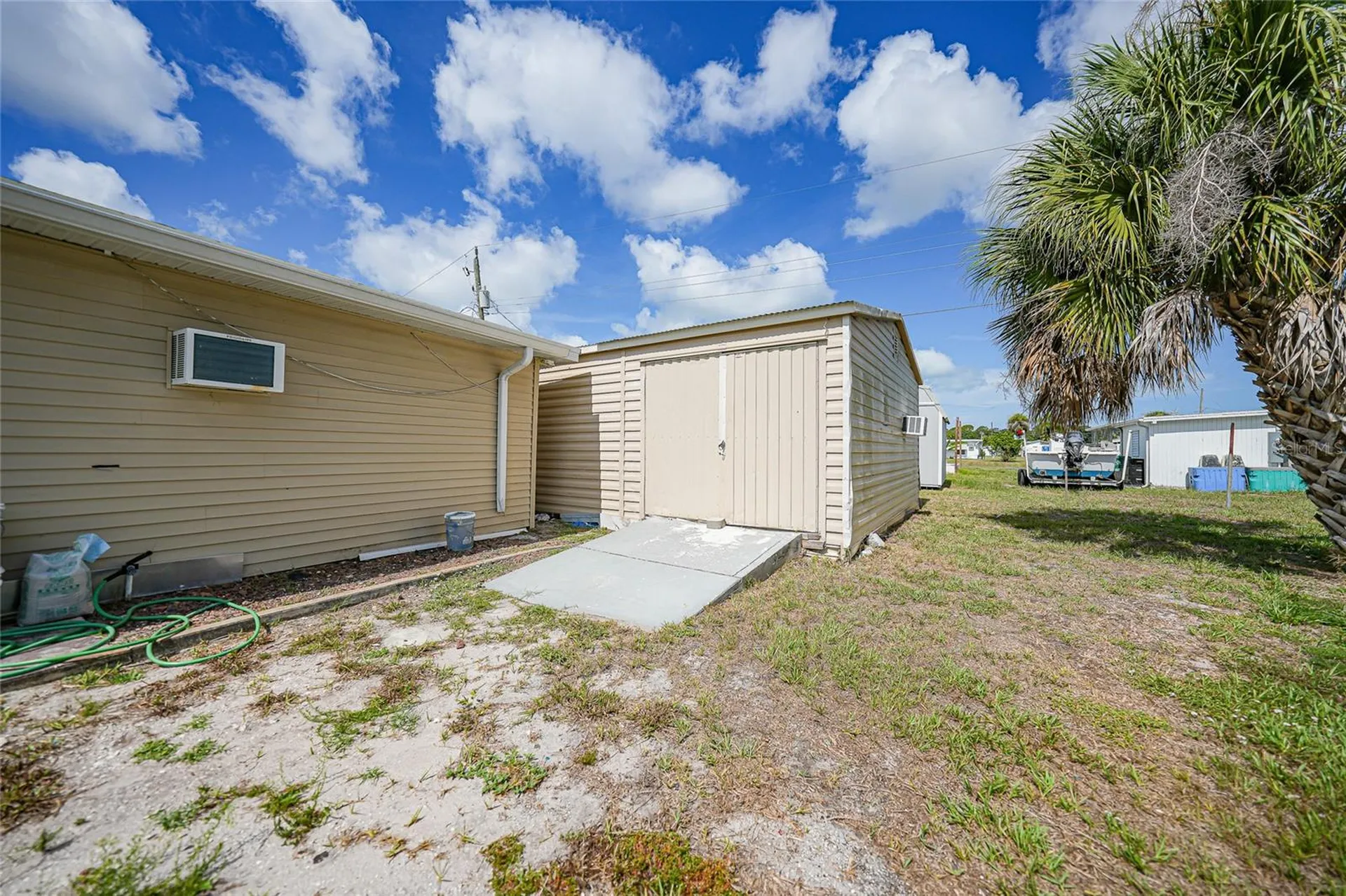 658 Via Cala Englewood FL 34224