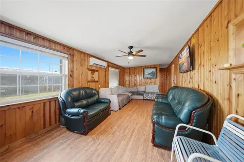 658 Via Cala Englewood FL 34224