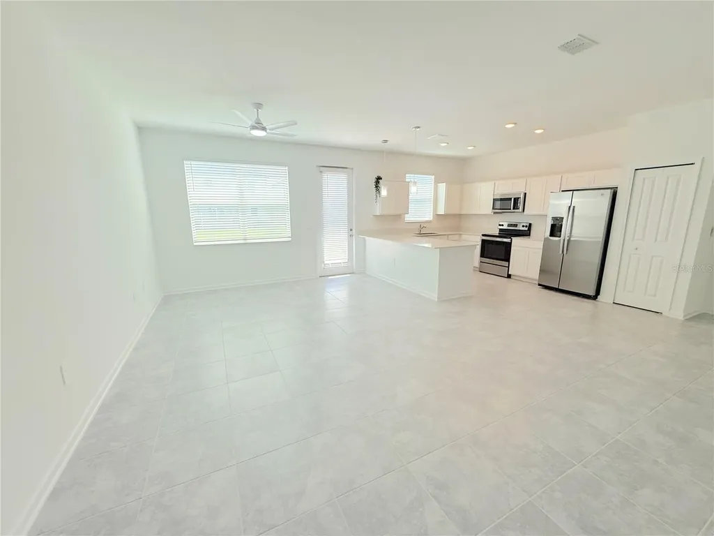 393 Bogey Drive Davenport FL 33896