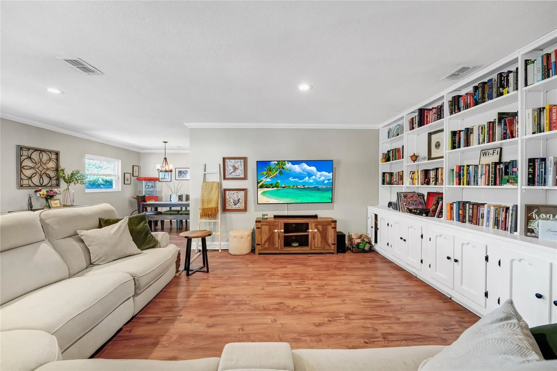 5024 Gramont Avenue Orlando FL 32812