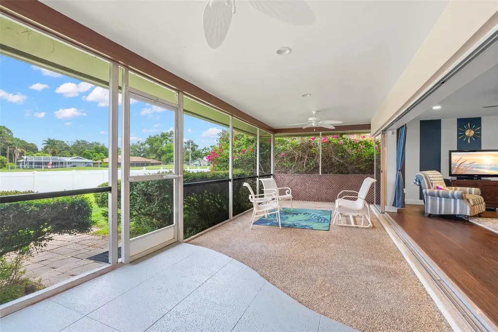 6729 Tequesta Drive Seminole FL 33777