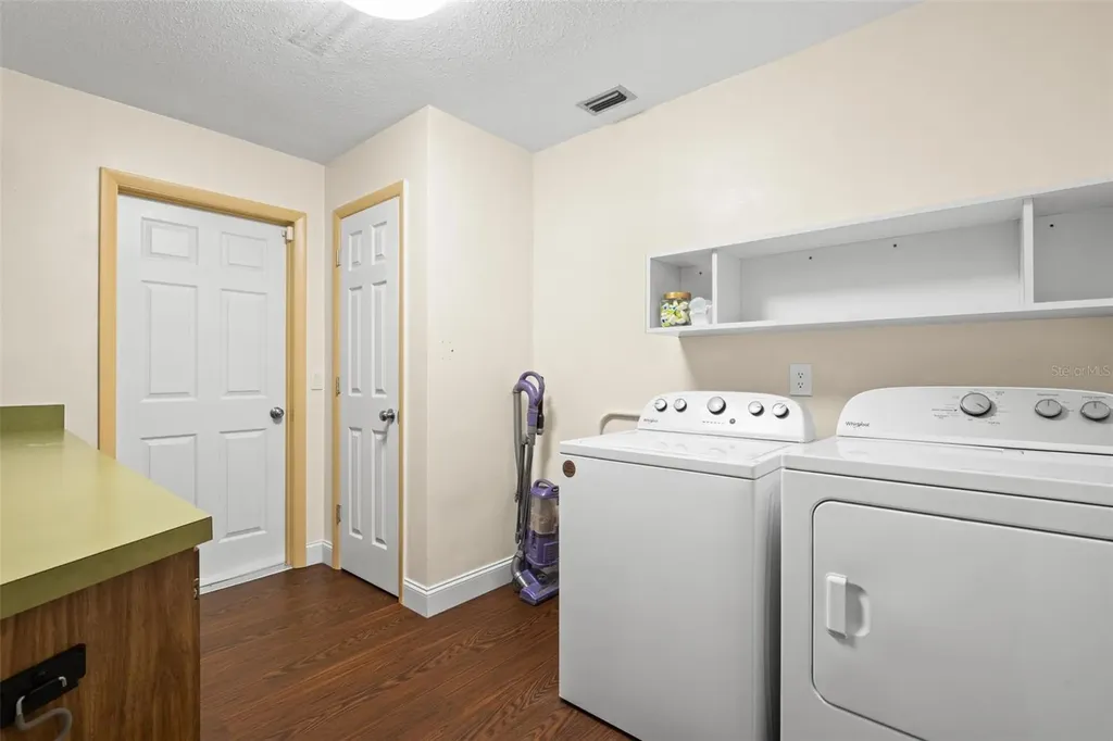 6729 Tequesta Drive Seminole FL 33777