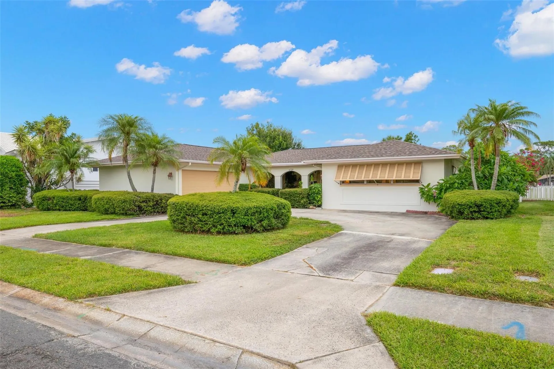 6729 Tequesta Drive Seminole FL 33777