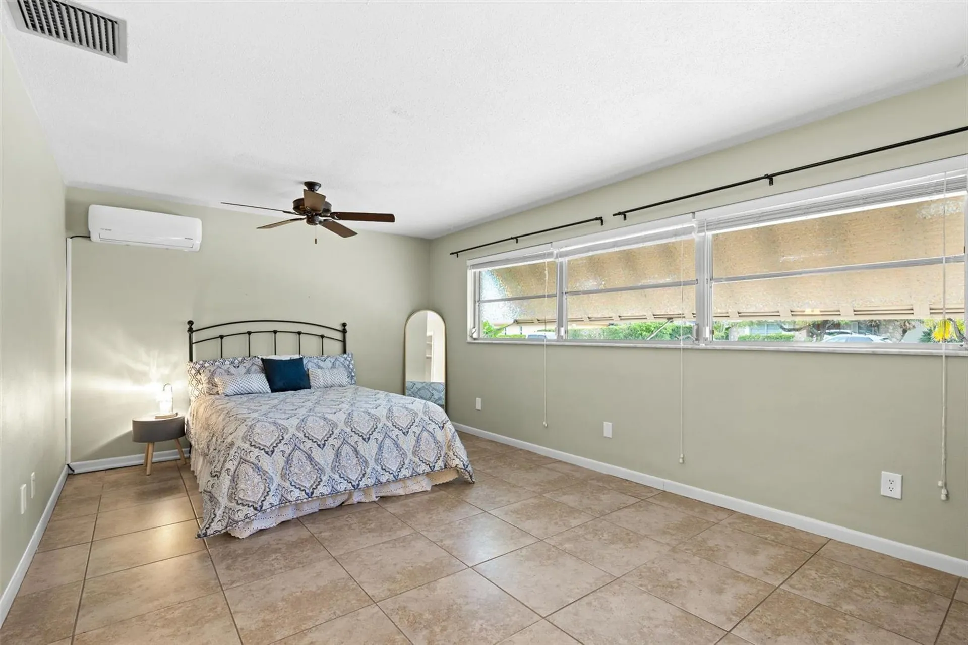6729 Tequesta Drive Seminole FL 33777