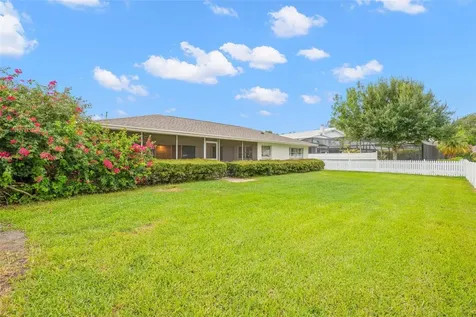 6729 Tequesta Drive Seminole FL 33777