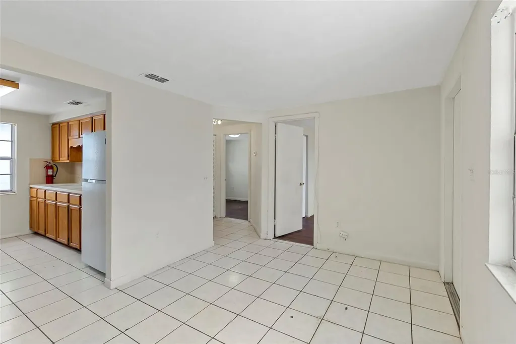 2788 41st Avenue N St Petersburg FL 33714