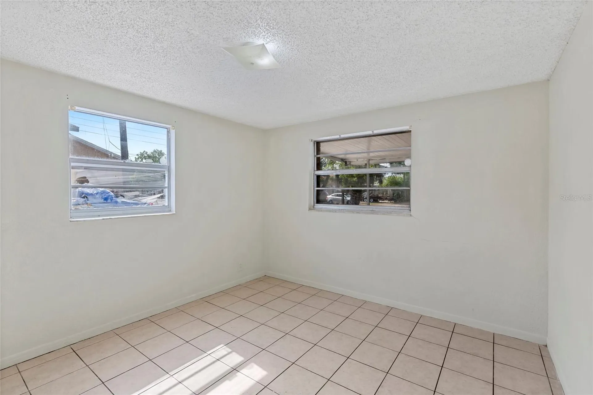 2788 41st Avenue N St Petersburg FL 33714