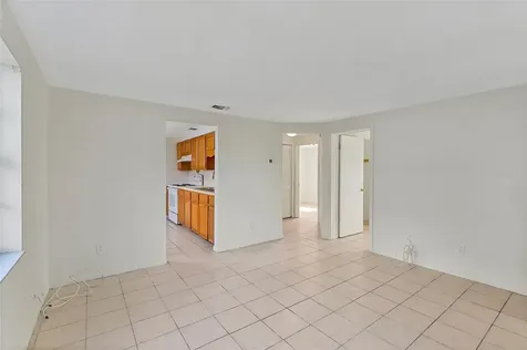 2788 41st Avenue N St Petersburg FL 33714