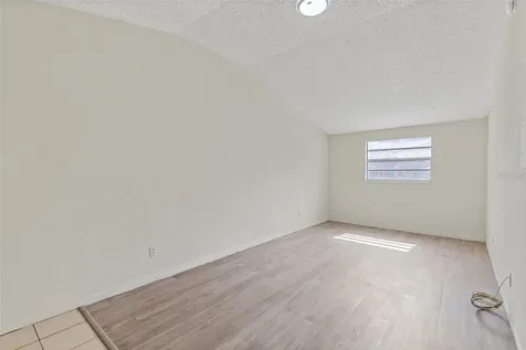 2788 41st Avenue N St Petersburg FL 33714