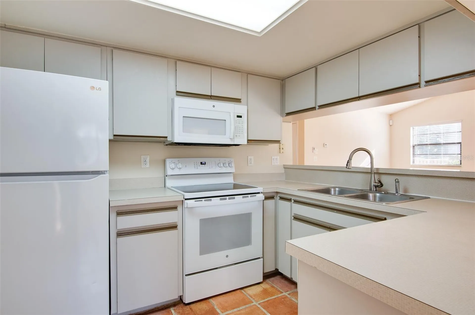 7000 5th Street N St Petersburg FL 33702
