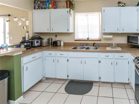 5392 Mariner Boulevard Spring Hill FL 34609