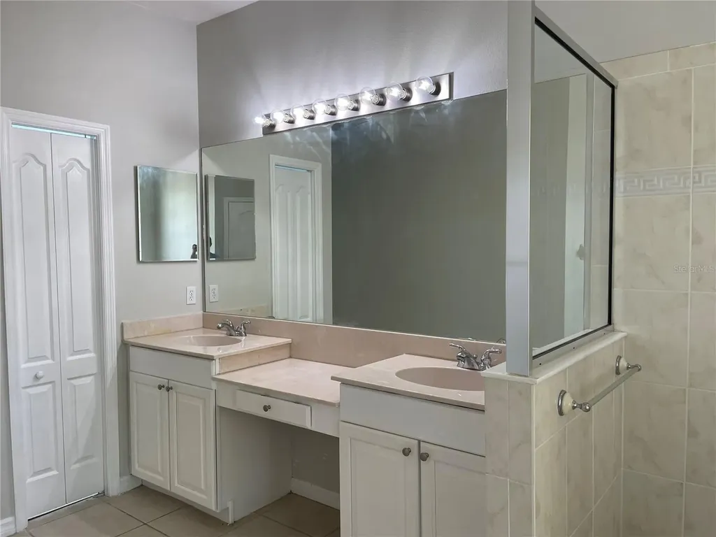 6119 Palomino Circle Bradenton FL 34201
