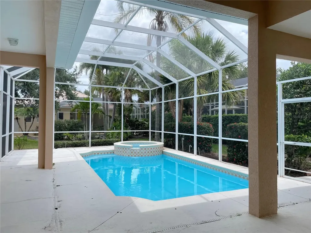 6119 Palomino Circle Bradenton FL 34201