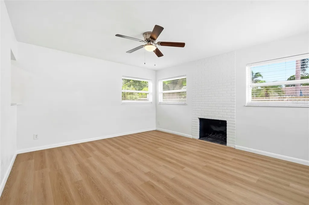 11354 123rd Terrace N Largo FL 33778