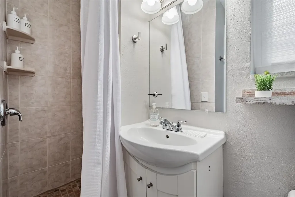 11354 123rd Terrace N Largo FL 33778