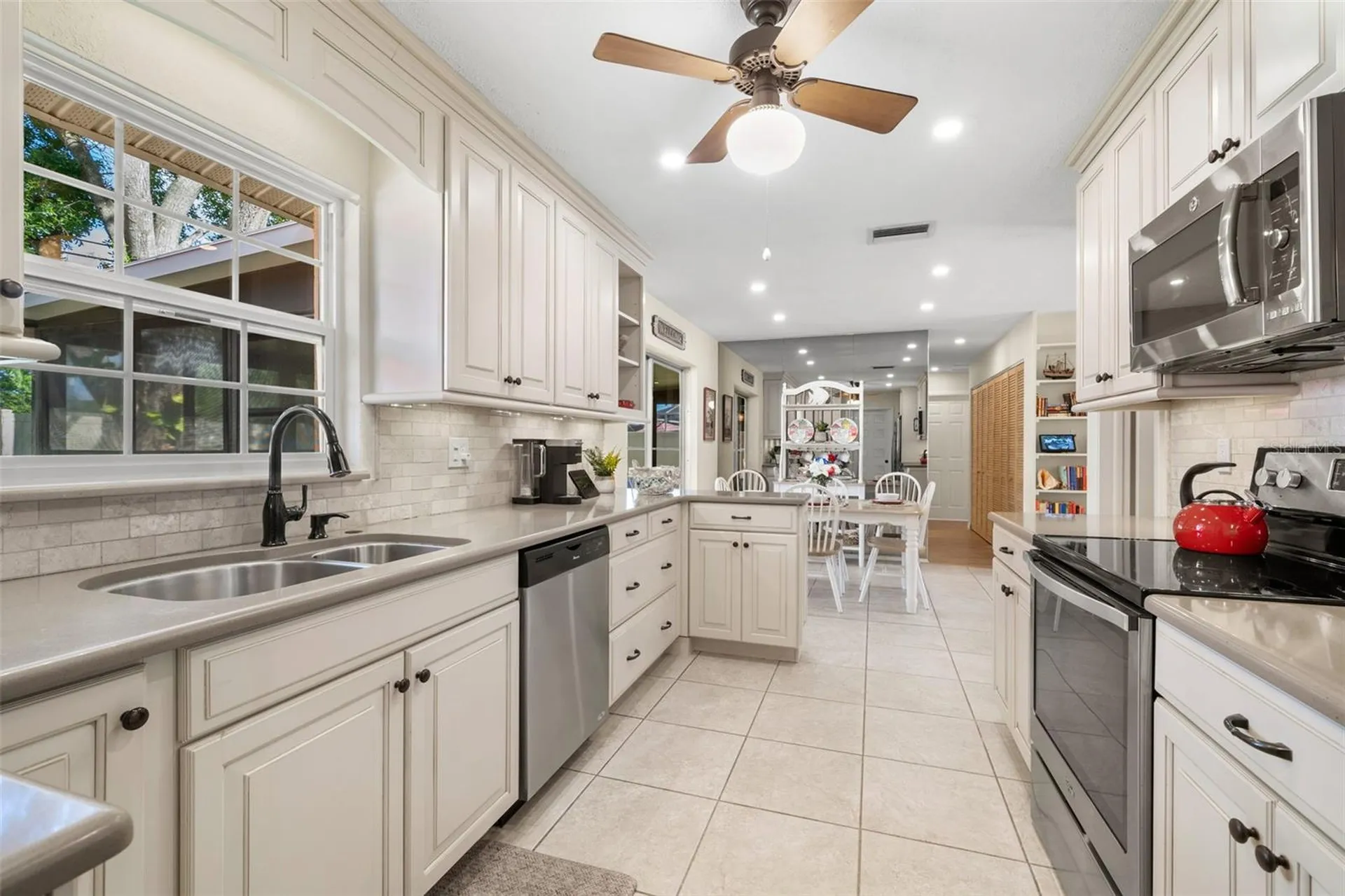 7940 3rd Street N St Petersburg FL 33702