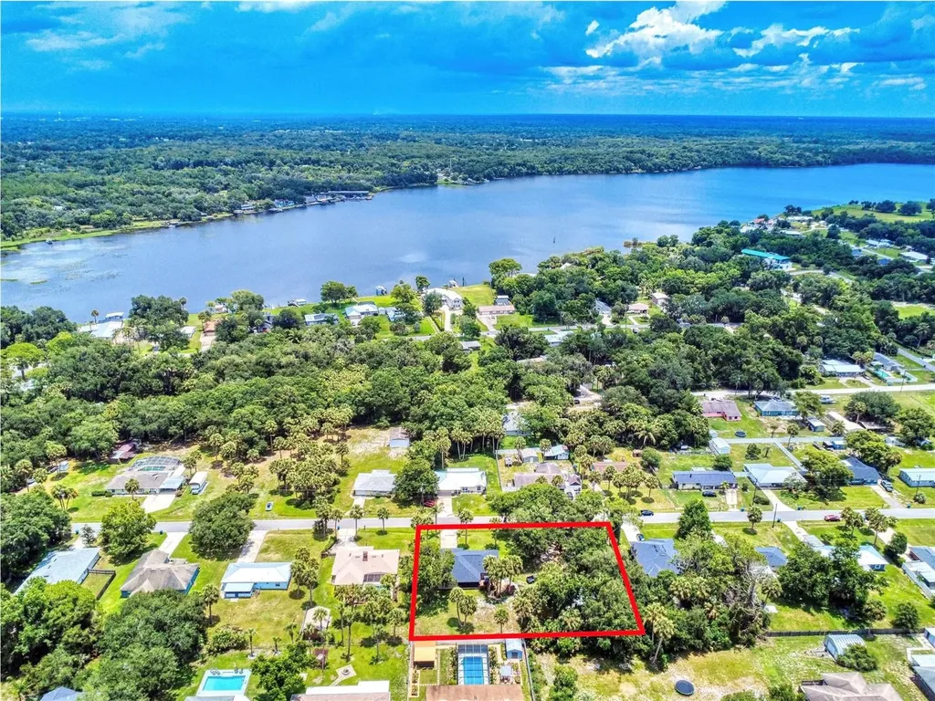 1624 Center Street Deland FL 32720