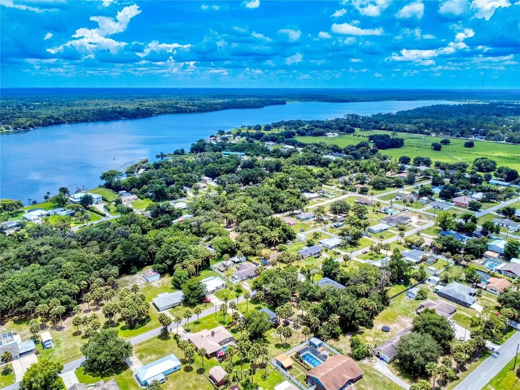 1624 Center Street Deland FL 32720