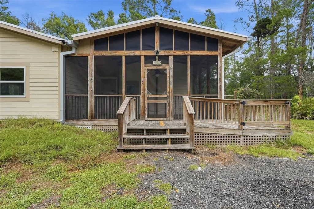 5529 NE 51st Avenue High Springs FL 32643