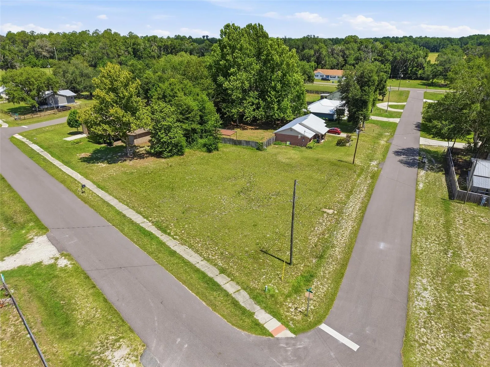 Cherry Street Brooker FL 32622