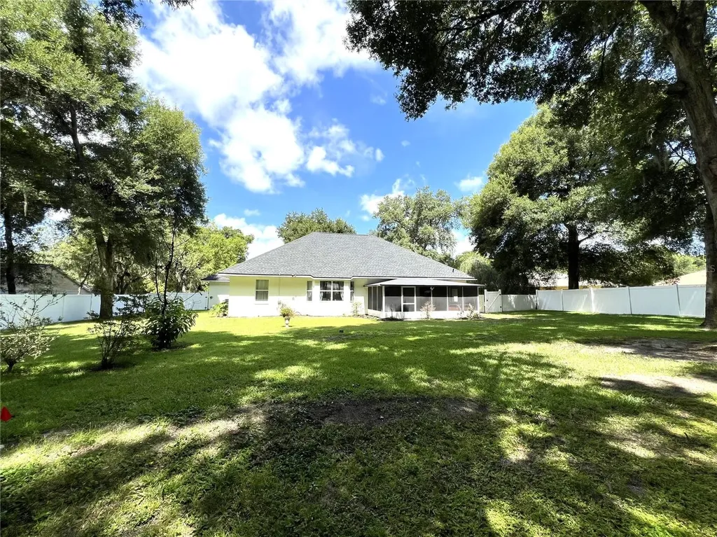 36320 Piney Ridge Boulevard Fruitland Park FL 34731