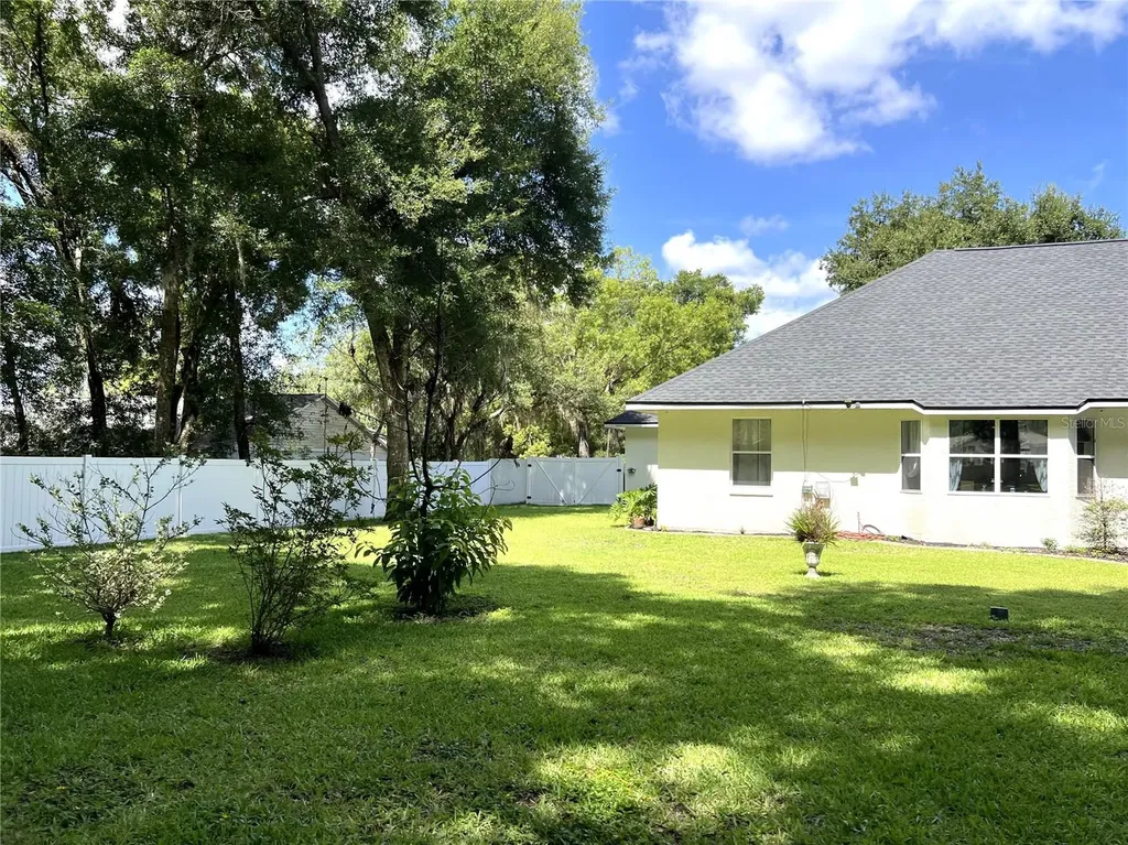 36320 Piney Ridge Boulevard Fruitland Park FL 34731