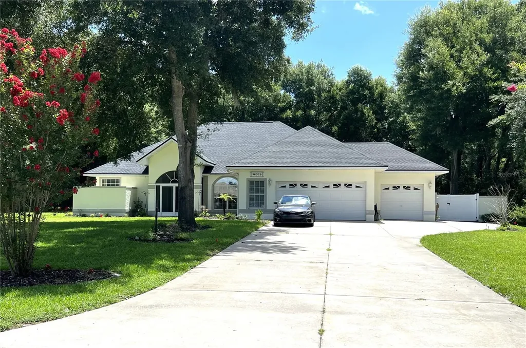 36320 Piney Ridge Boulevard Fruitland Park FL 34731