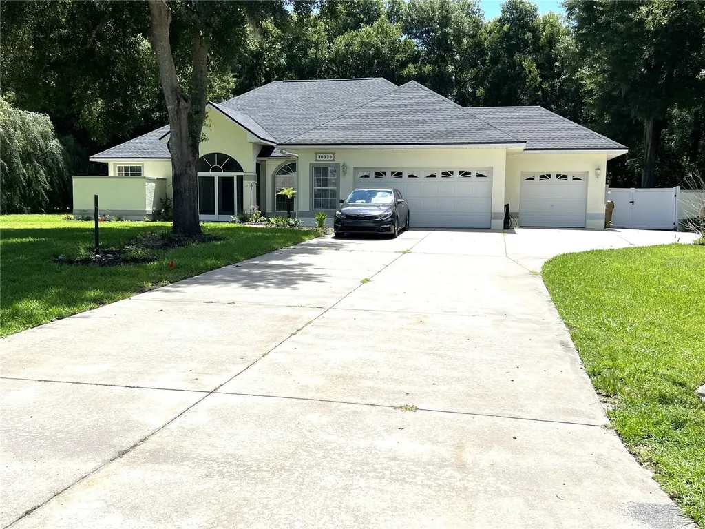 36320 Piney Ridge Boulevard Fruitland Park FL 34731