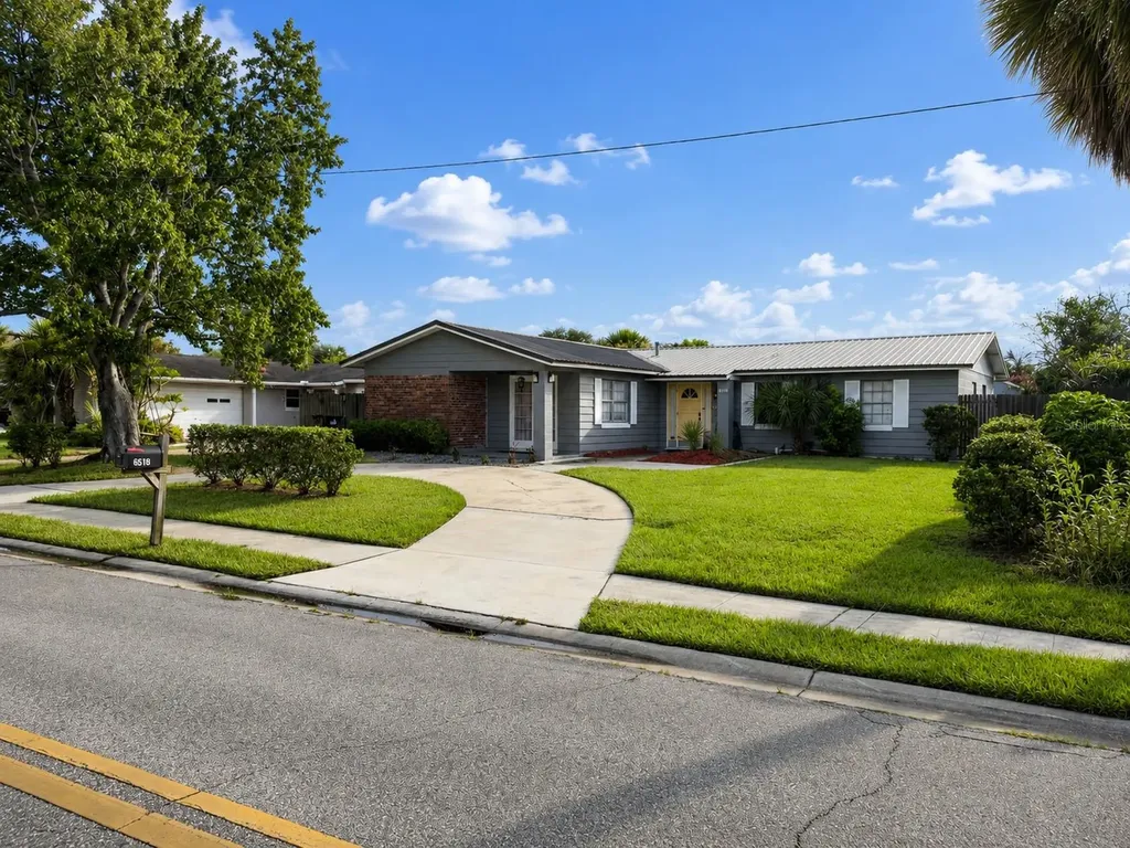 6518 Voltaire Drive Orlando FL 32809