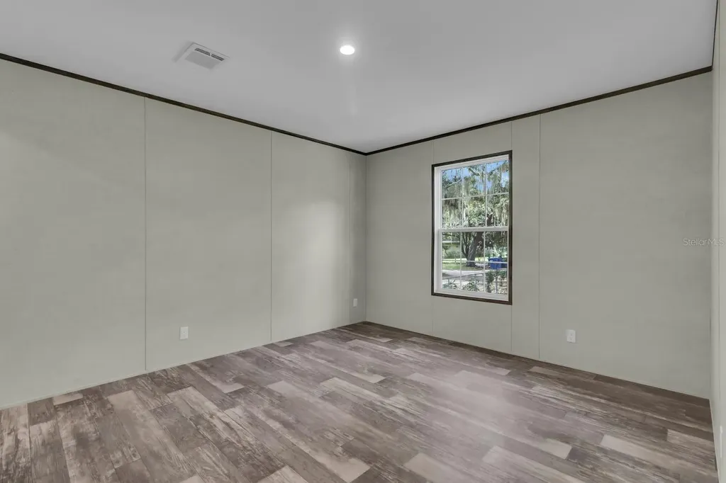 659 Alpine Street Mascotte FL 34753