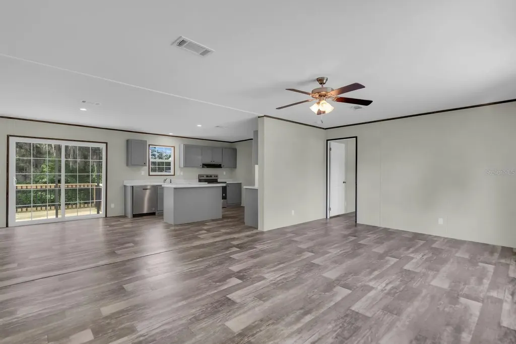659 Alpine Street Mascotte FL 34753