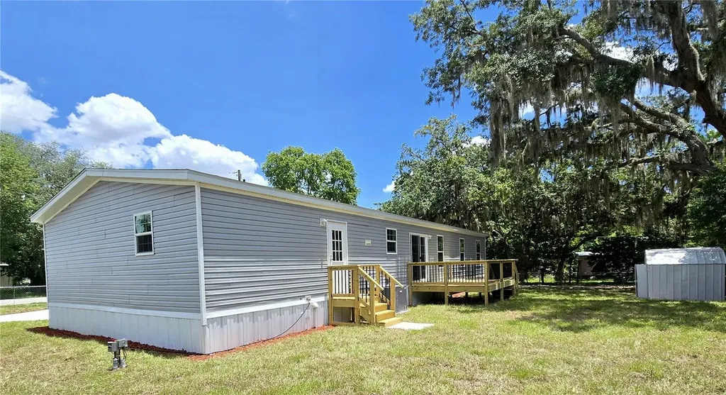 659 Alpine Street Mascotte FL 34753