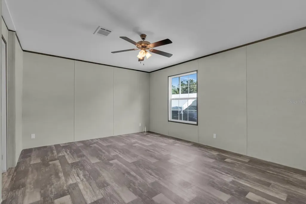 659 Alpine Street Mascotte FL 34753
