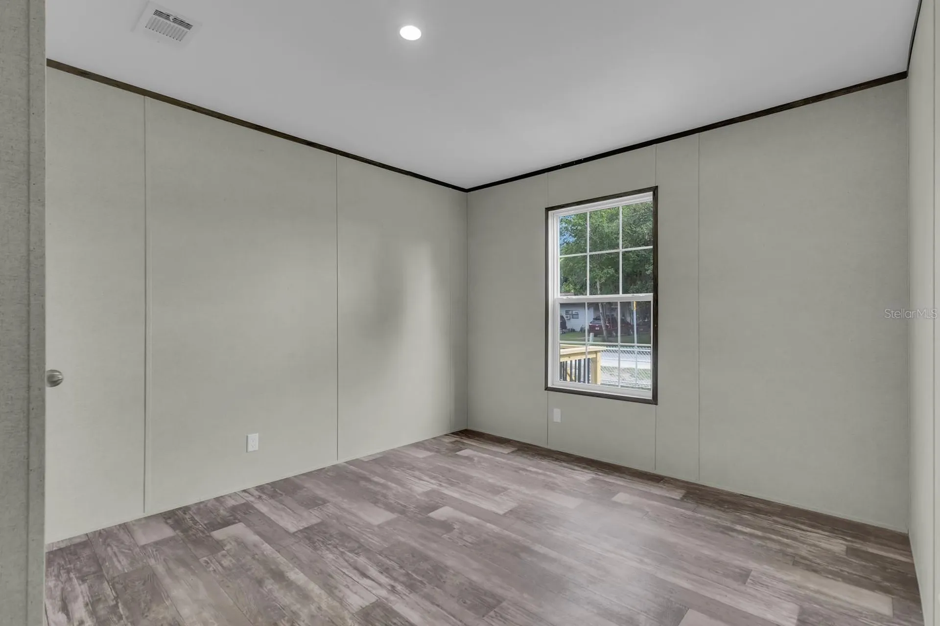 659 Alpine Street Mascotte FL 34753